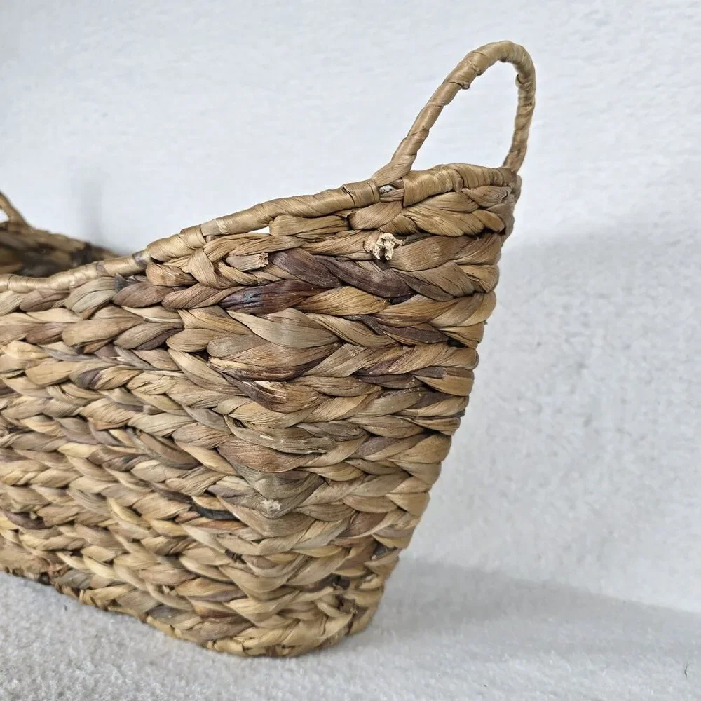 Natural Wicker Basket Handles Hand-Braided Water Hyacinth Sturdy Metal Frame
